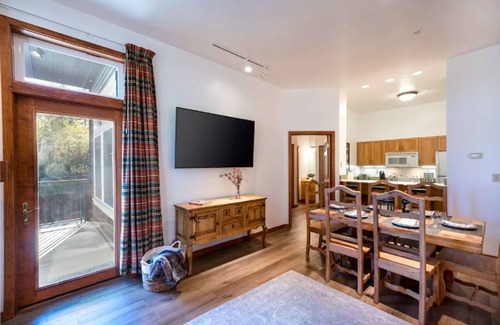 Whitefish Apartment | Kintla Lodge: Ski-in/Ski-out