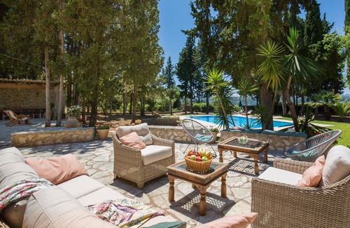 Perama Villa | Kirki - Five Bedroom Villa, Sleeps 10