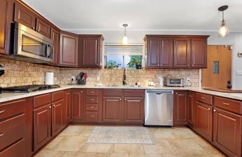 Kilgore House | Kirk’s Kilgore Kottage - 3 bedrooms, 2 bath House