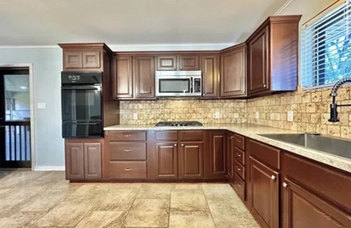 Kilgore House | Kirk’s Kilgore Kottage - 3 bedrooms, 2 bath House