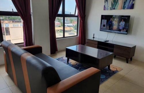 Taman Liong Seng Apartment | KITTY Homestay 5-02 ROXY Apartment Kuching