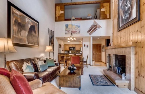 Beaver Creek Condo | Kiva 325 - 2 Bedroom plus Loft Residence