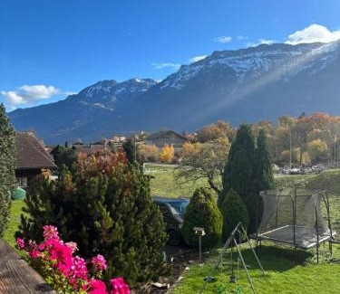 Busserach Apartment | Kiwi Chalet - Mountain Views & Cozy NZ Vibes