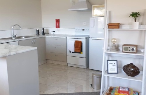 Reefton House | Kiwiana Gem to enjoy in Reefton