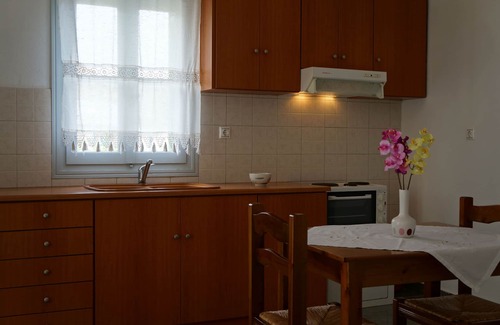 Herronisos Apartment | Klados Studios