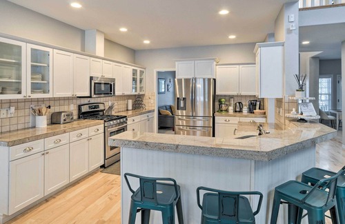 Klamath Falls House | Klamath Falls Home w/ Resort Amenities!
