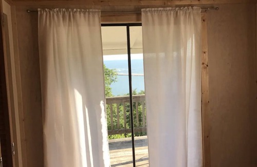 Klamath Cabin | Klamath Overlook House. 3 bedroom 2 bath with amazing views