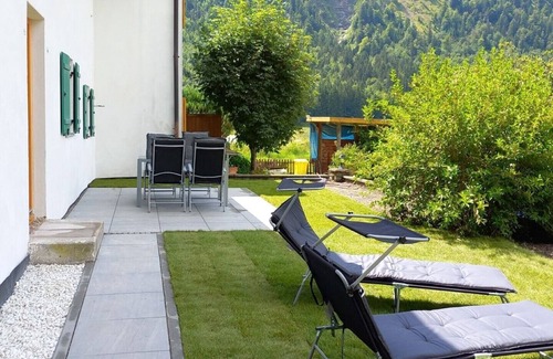 Ettal Apartment | Klammspitze vacation apartment - modern living within historic walls