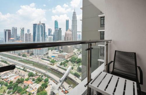 Kuala Lumpur City Centre Apartment | KLCC view condo stay