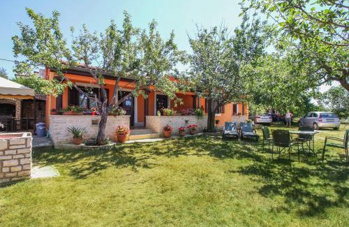 Smoljanci House | Klen in Smoljanci (Haus für 4 Personen)