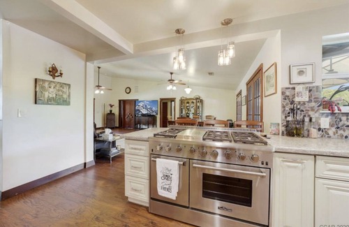 Knights Ferry House | Knights Ferry Riverfront Home w/Pool Table