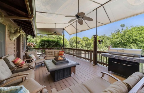 Knights Ferry House | Knights Ferry Riverfront Home w/Pool Table