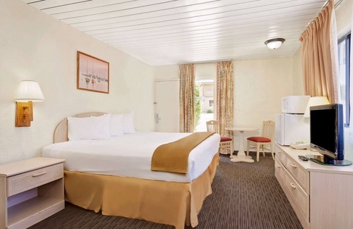 Page Hotel | Knights Inn Page