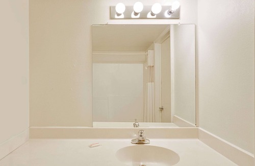 Page Hotel | Knights Inn Page