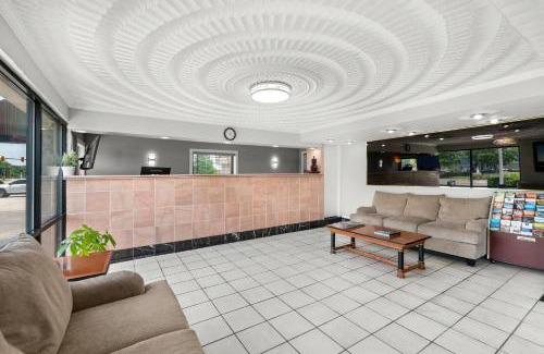 Virginia Beach Hotel | Knights Inn Virginia Beach Lynnhaven