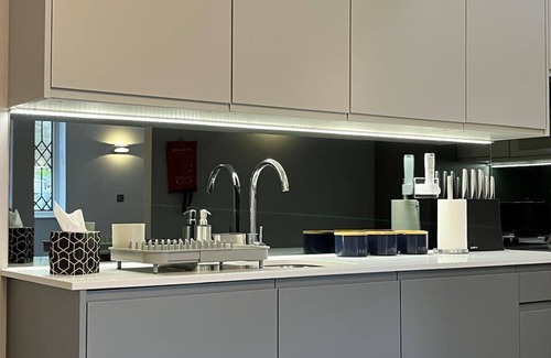 New Forest District House | Knightwood Oak: A Cozy, Magical Retreat