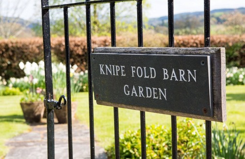 Ambleside House | Knipe Fold Barn - Three Bedroom House, Sleeps 5