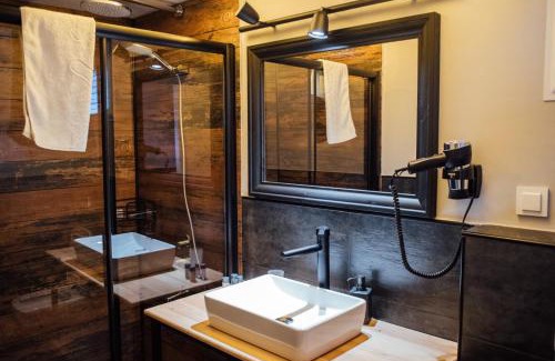 Olympos House | Koala Bungalows