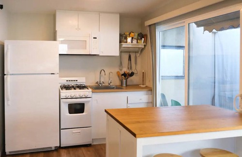 Mid City Hostel | Kohzy