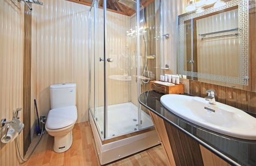 Dal Lake Hotel | Kolu Group Of Houseboats