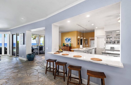 Kailua-Kona House | Kona Blue: Secluded Beachfront Home w/Private Pool, AC & Ocean Views