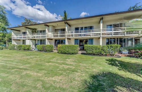 Kahaluu Bay Apartment | Kona White Sands A4 Romantic Ocean View!