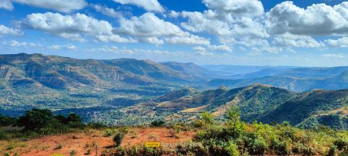 Mahabaleshwar Bed & Breakfast | Konark Villa