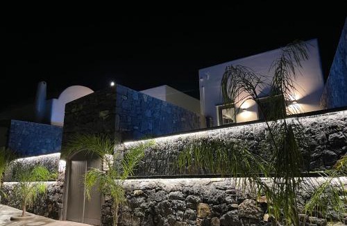 Messaria Villa | Koniko Santorini Private Pool Villas