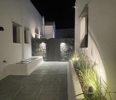 Messaria Villa | Koniko Santorini Private Pool Villas