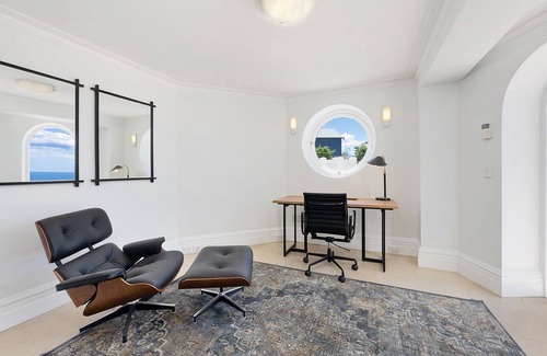 Avalon Beach House | Kookaburra, Ocean Front by TCC