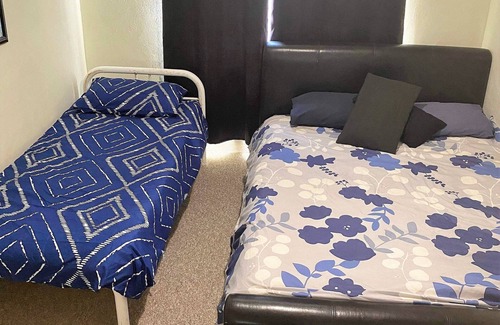 Kooroona Cottage | Kooroona Coastal Charm: Serene Hideaway, a Short Drive from Pristine Beach