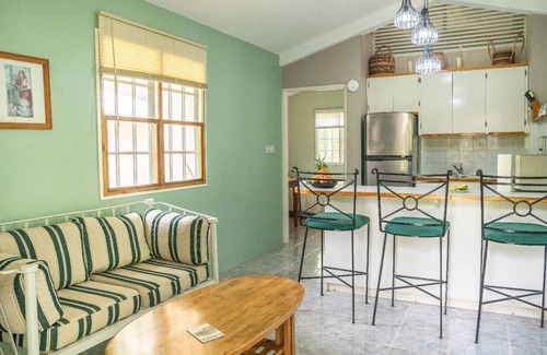 Picard Apartment | Kootney Resorts