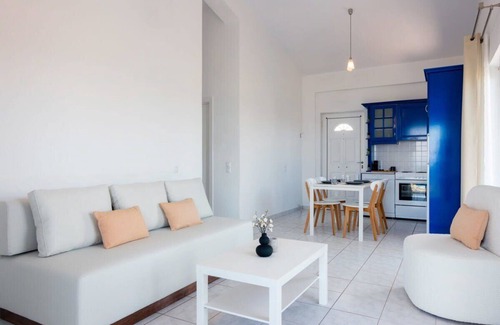 Pylos-Nestoras Apartment | Koroni Xenios Zeus, Holiday Sunny Getaway