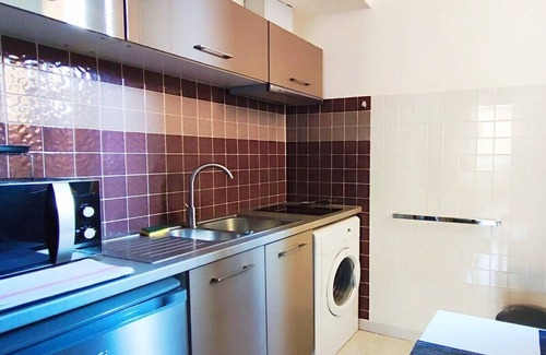 Prado - Republique Apartment | Kosy City SPA Studio