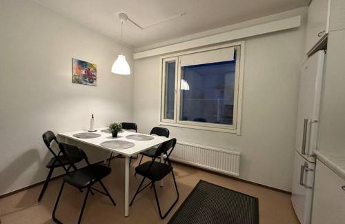 Kokkola Apartment | Kotimaailma - Tilava kolmio läheltä keskustaa