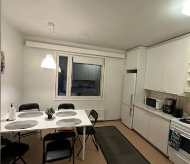 Kokkola Apartment | Kotimaailma - Tilava kolmio läheltä keskustaa