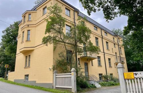 Turku Apartment | Kotimaailma Villa Hortus - Cosy Studio for 2