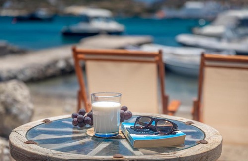 Apollonia House | Koufiakas boathouse