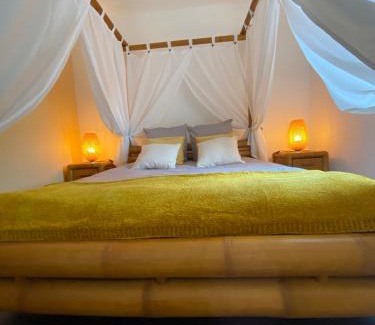 Oyre House | Kourline Villalunoterie Futuroscope Piscine spa
