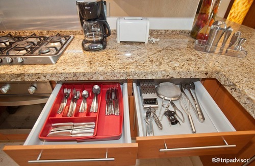 La Cruz de Huanacaxtle Villa | Kovay Gardens Resort Villa Steps away from the Ocean & Beach & PRIVATE POOL!