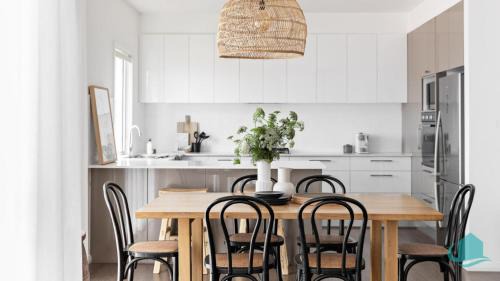 Caves Beach House | Kove at Caves Beach- Beach and pool access