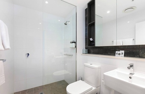 Chatswood CBD Apartment | Kozyguru | Chatswood | Convenient 1 Bed Studio Apt