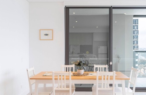 Rhodes Apartment | KozyGuru | Rhodes | Modern 2Bed Apt Parkingand Views