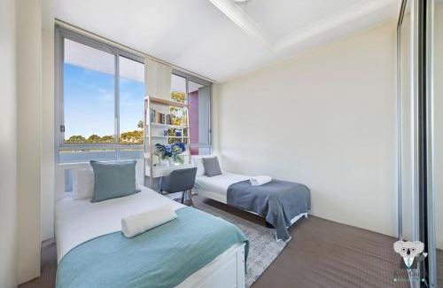 Westmead Apartment | KozyGuru | Westmead | Modern Apt | Near Hospital