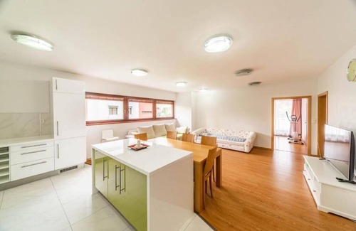 Michle Apartment | Krásné ubytování s balkonem