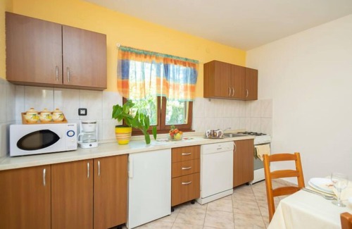 Laginji House | Kristina (ROJ427) by Interhome