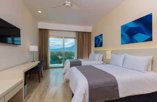 North Hotel Zone Resort | Krystal Vallarta - All Inclusive