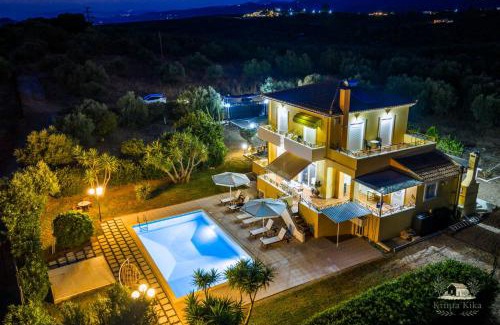 Kiparissia Villa | Ktima KiKa - Private Pool Escape & Tranquility