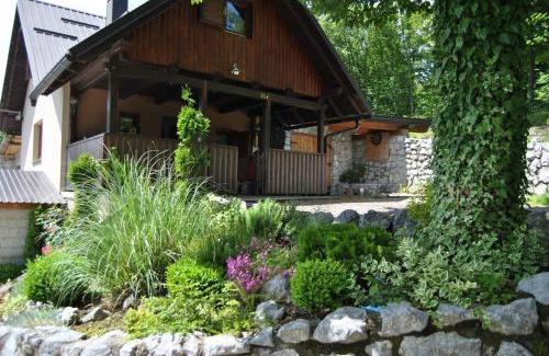 Josipdol House | Kuća za odmor "Neralić"