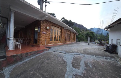 Badulla Bed & Breakfast | Kubera holiday home